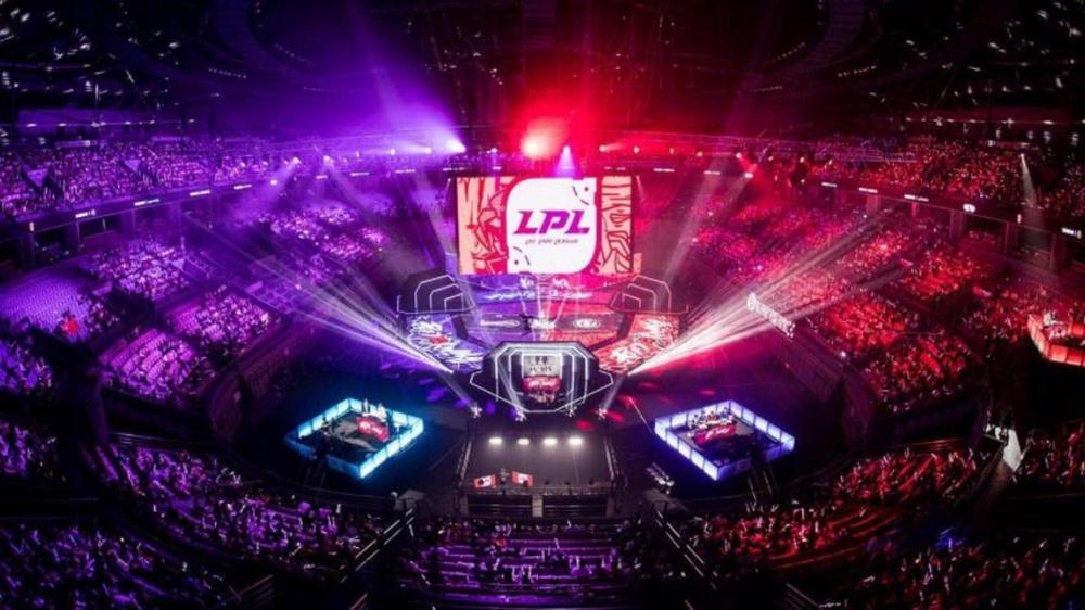 Rookie率队晋级S赛，Gala放话迎战T1！LPL赛区老将新秀齐聚全球总决赛